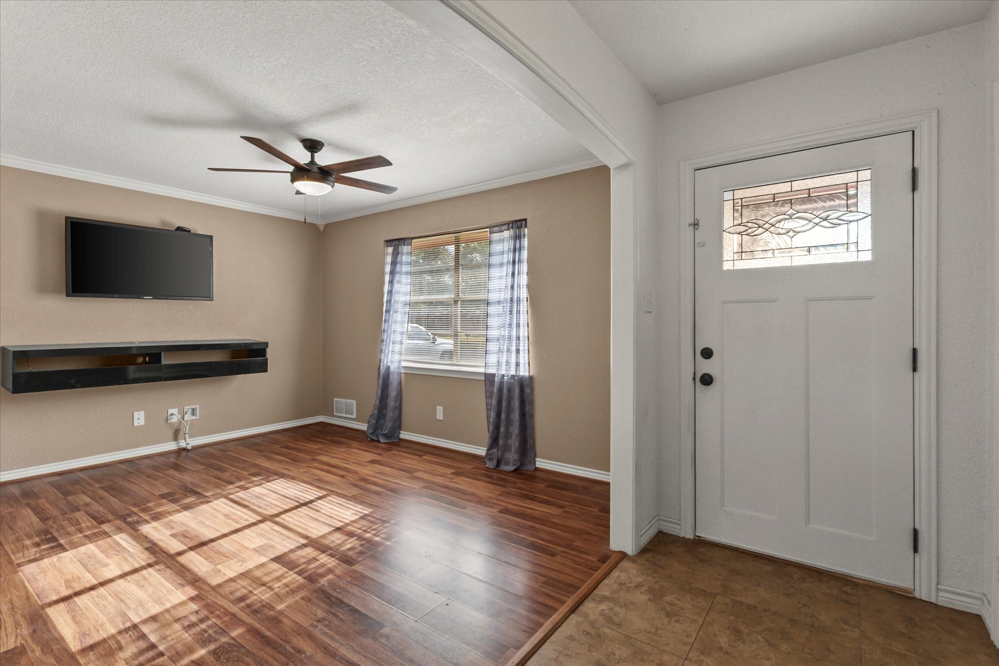201 Collins Drive Terrell TX 75160
