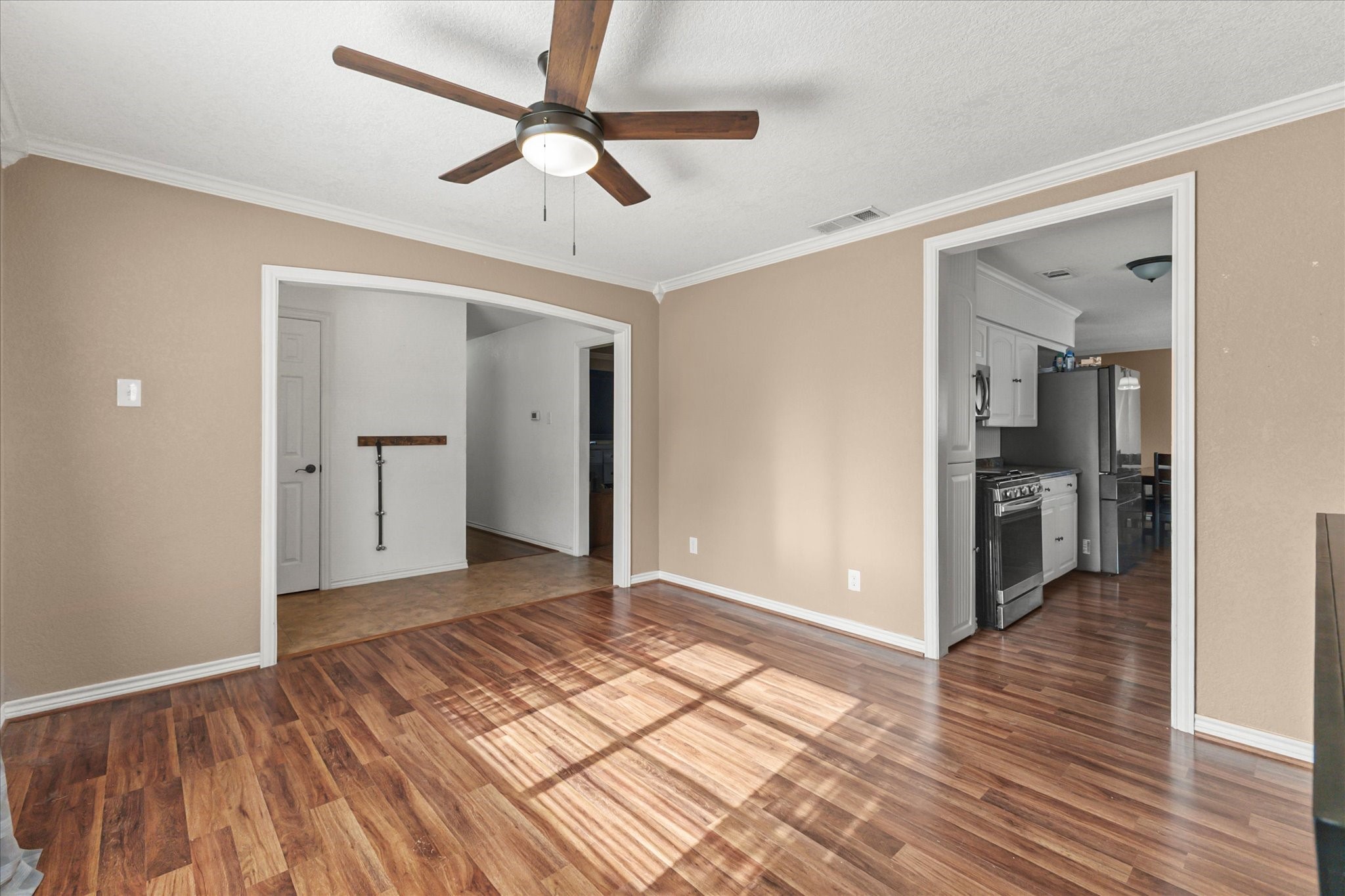201 Collins Drive Terrell TX 75160