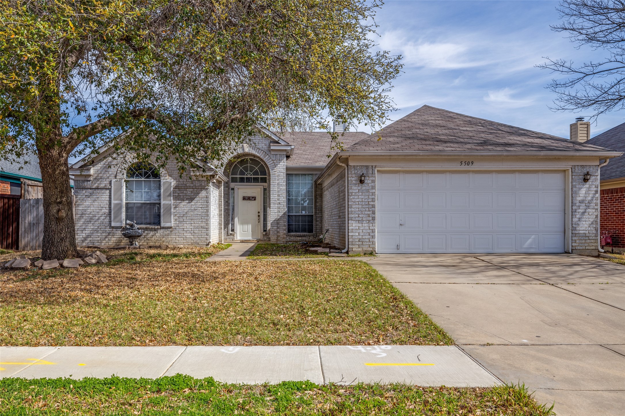 5509 Greenwich Drive Arlington TX 76018