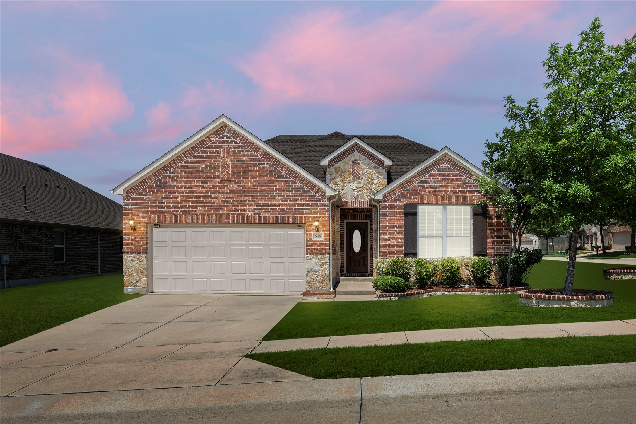 686 Sailors Avenue Lewisville TX 75056