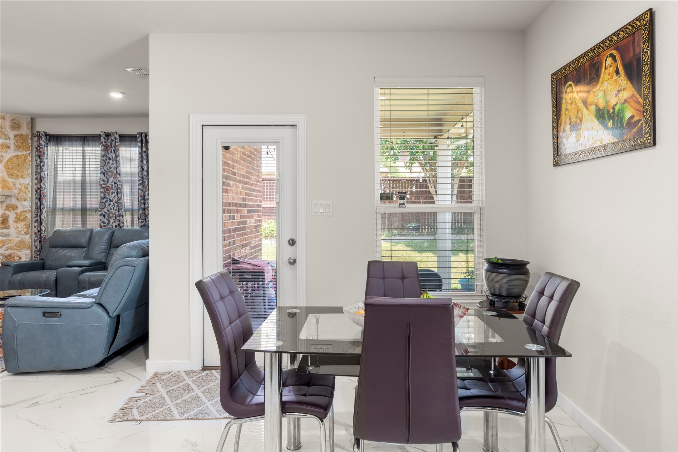 686 Sailors Avenue Lewisville TX 75056