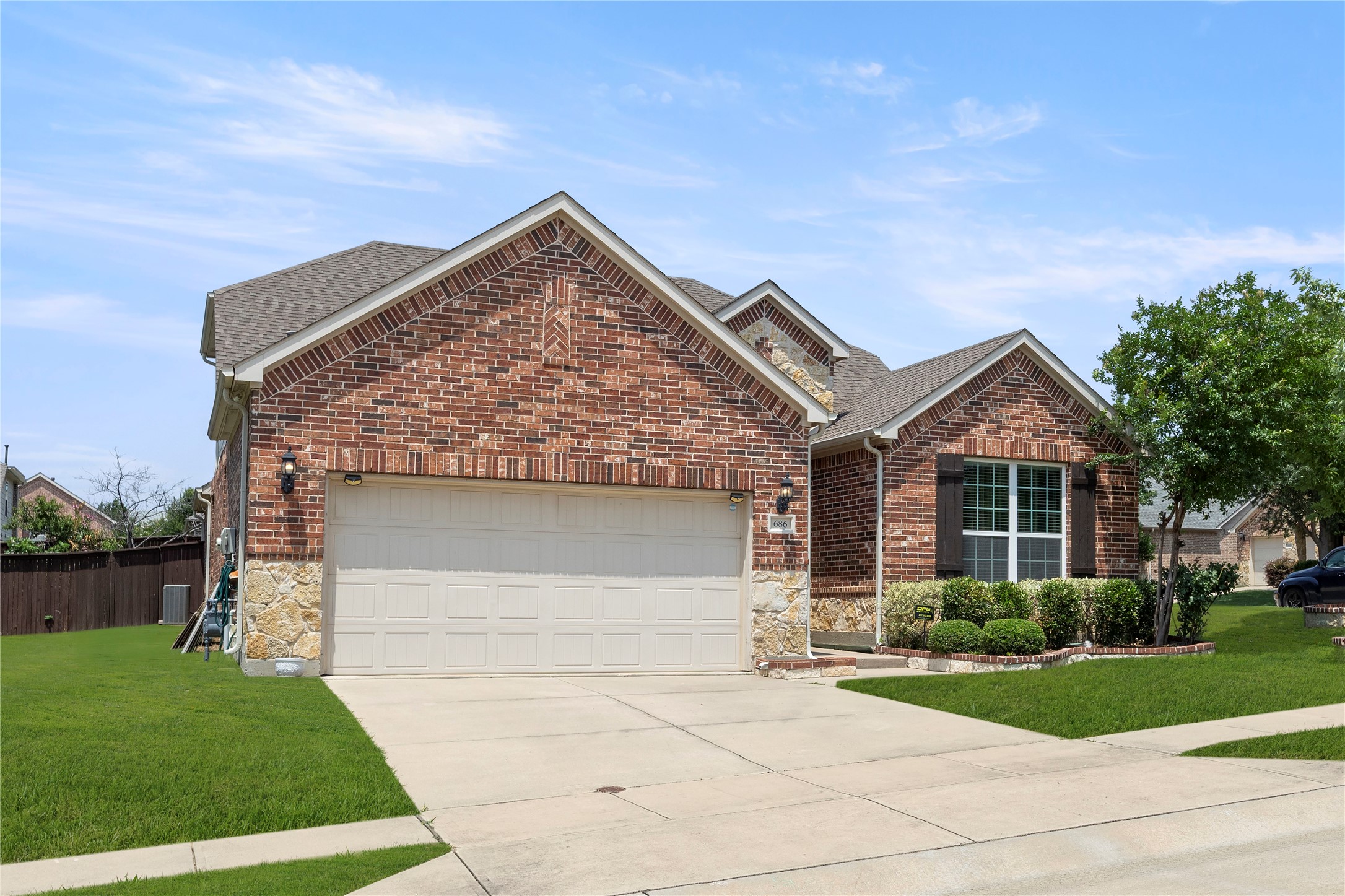 686 Sailors Avenue Lewisville TX 75056