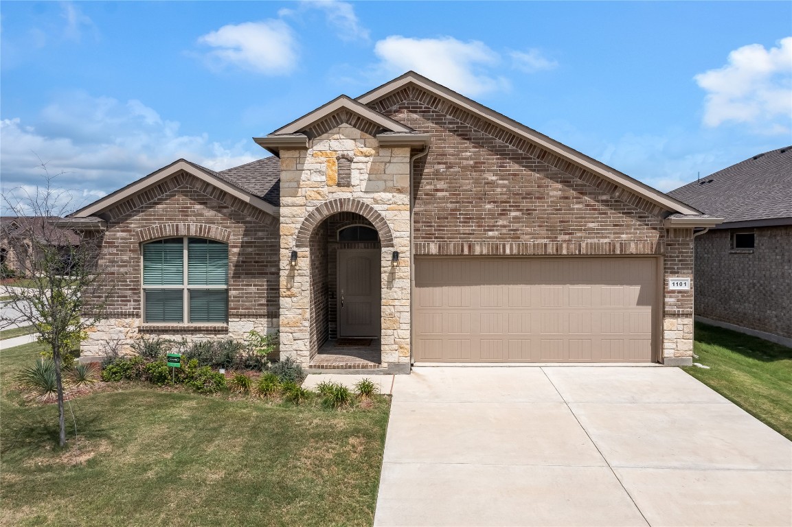 1101 Twin Brooks Lane Fort Worth TX 76177