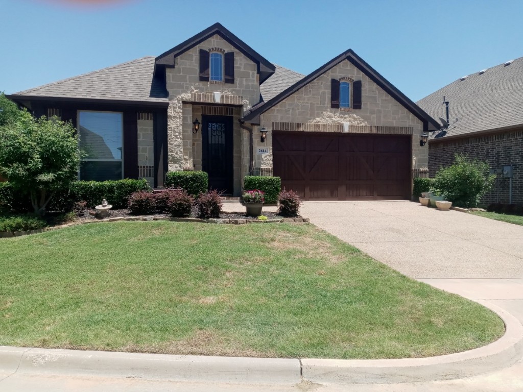 2614 Gateway Court Euless TX 76039
