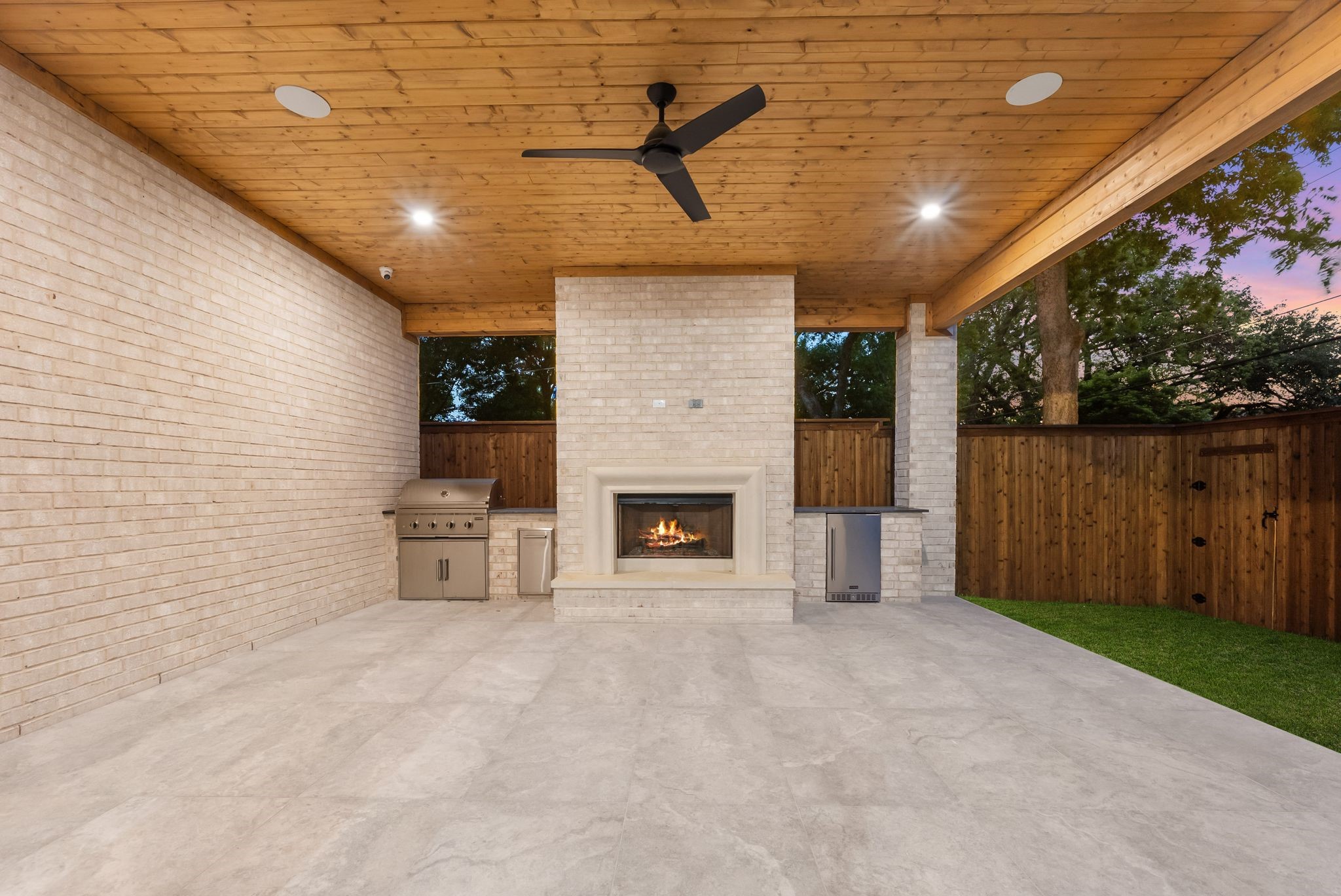 6739 Walnut Hill Lane Dallas TX 75230
