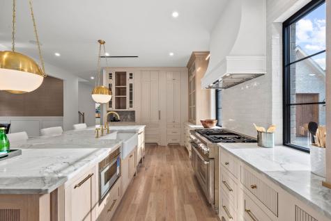 6739 Walnut Hill Lane Dallas TX 75230