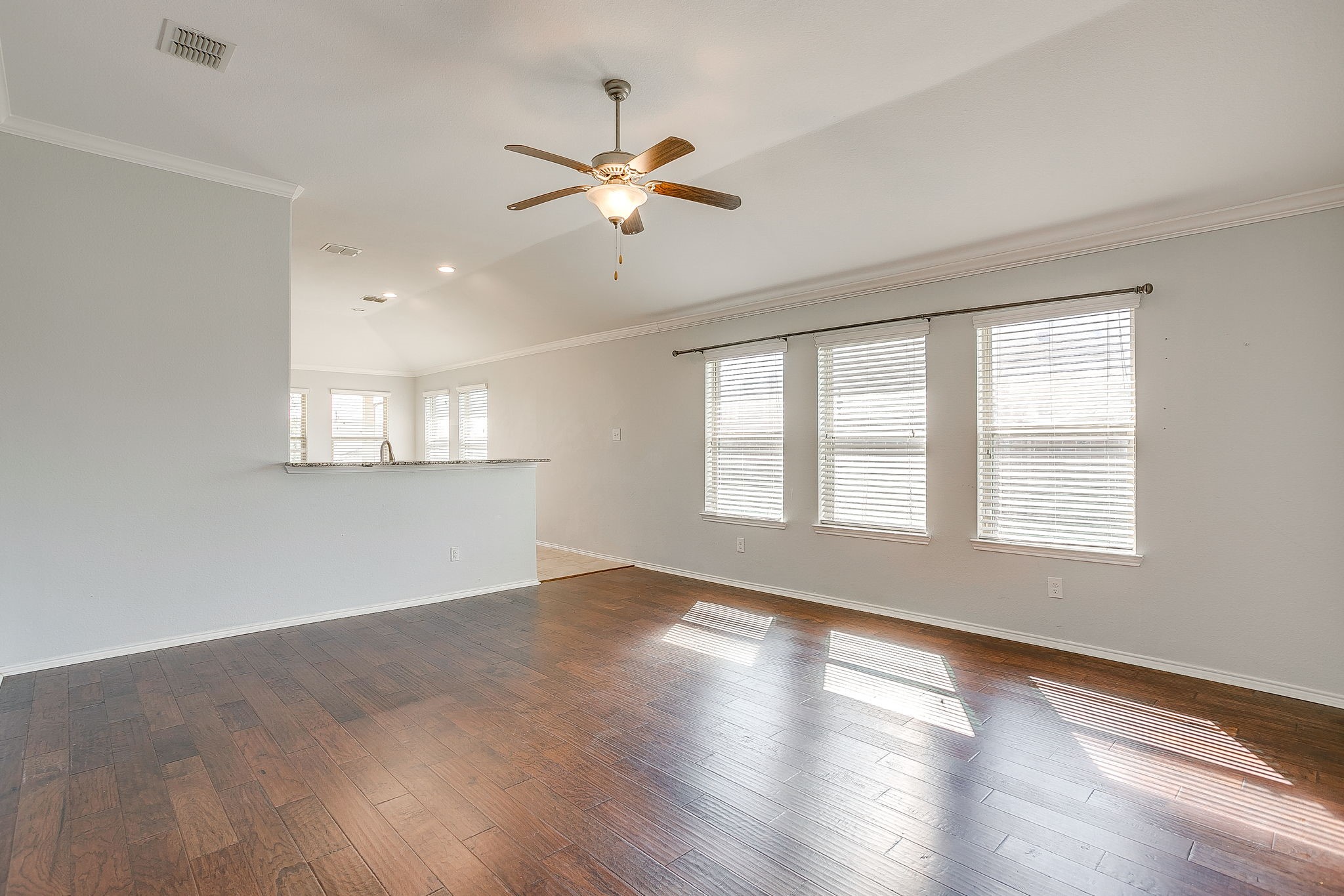 377 Coral Vine Lane Burleson TX 76028