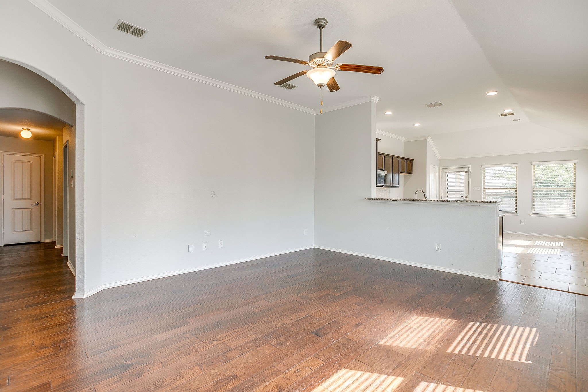 377 Coral Vine Lane Burleson TX 76028