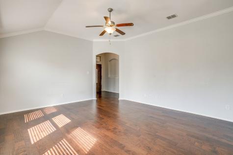 377 Coral Vine Lane Burleson TX 76028