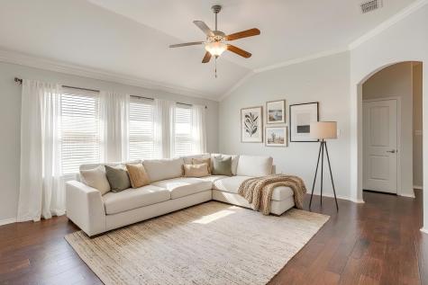 377 Coral Vine Lane Burleson TX 76028