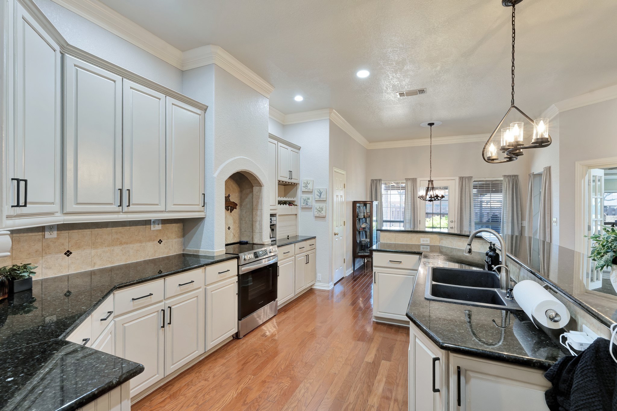 9321 S Longwood Drive Granbury TX 76049