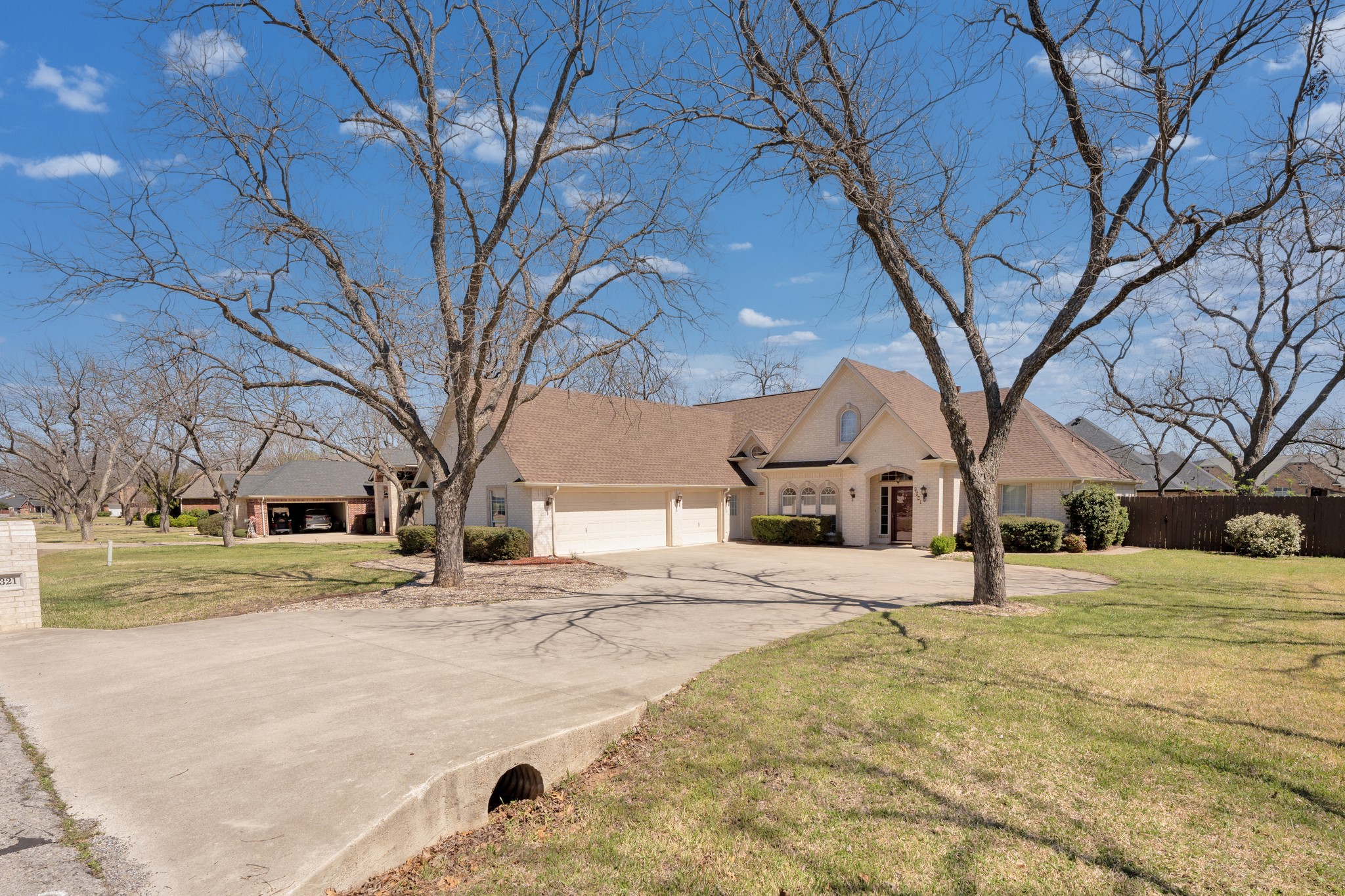 9321 S Longwood Drive Granbury TX 76049