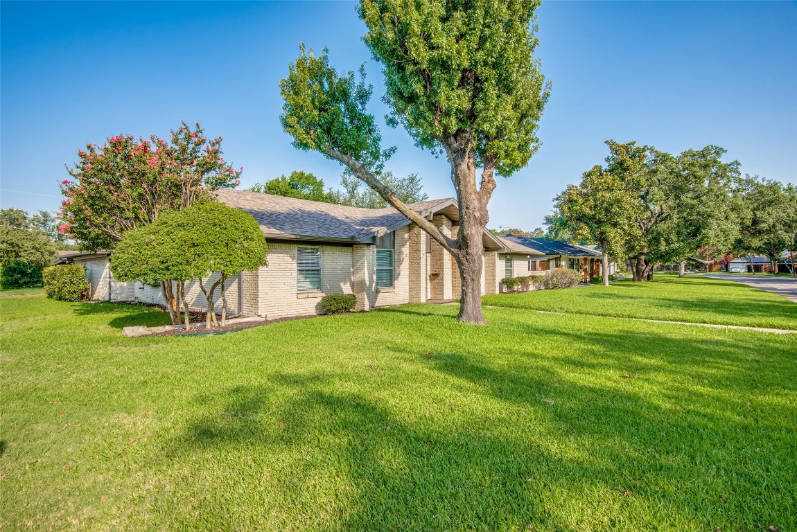 10007 Dale Crest Drive Dallas TX 75229