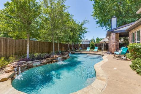 4008 N Cresthaven Road Dallas TX 75209