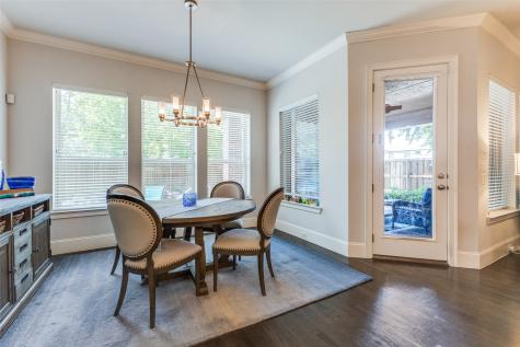 4008 N Cresthaven Road Dallas TX 75209