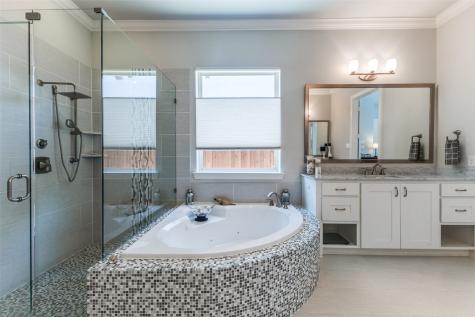 4008 N Cresthaven Road Dallas TX 75209
