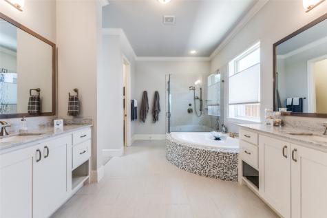 4008 N Cresthaven Road Dallas TX 75209