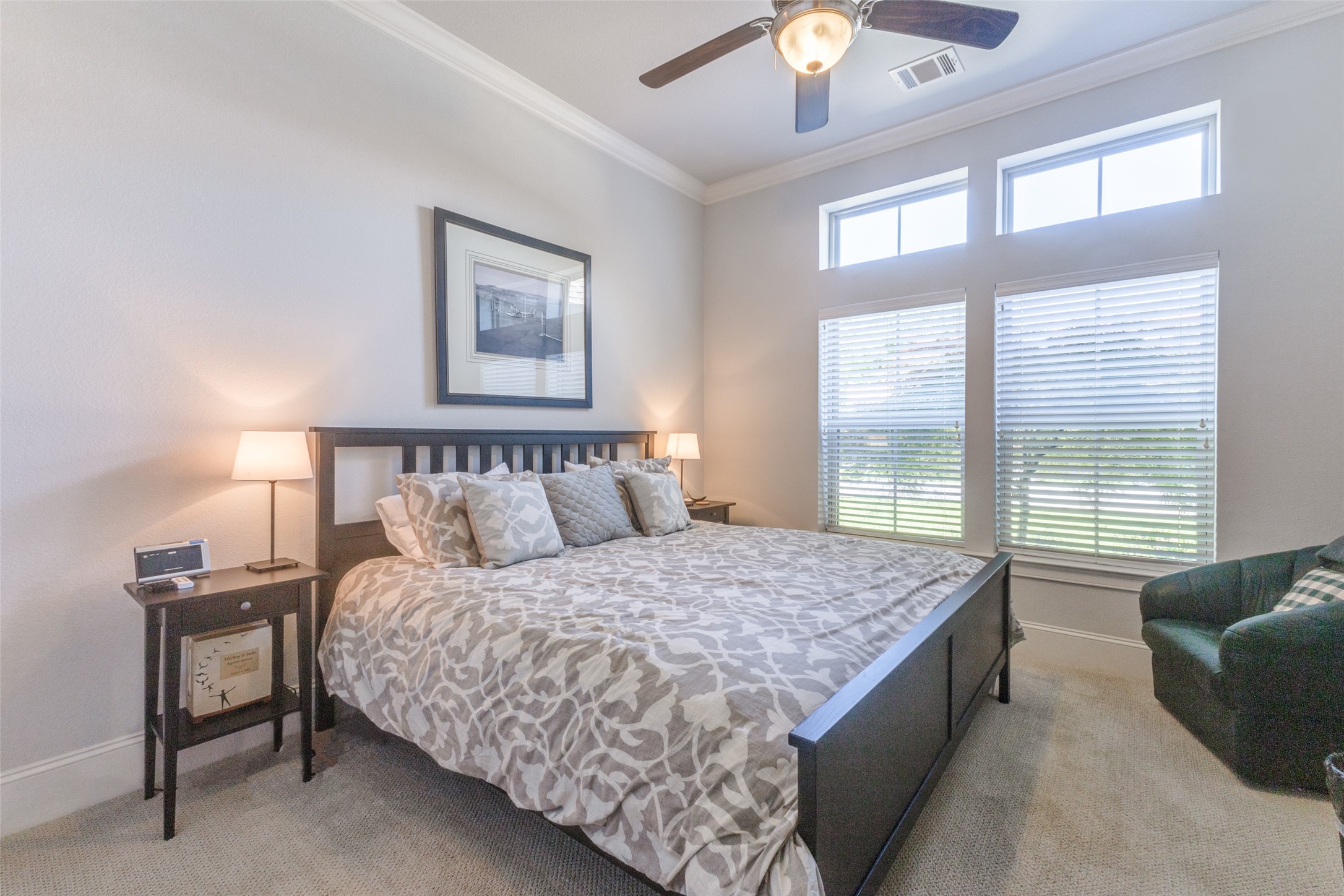 4008 N Cresthaven Road Dallas TX 75209