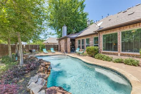 4008 N Cresthaven Road Dallas TX 75209
