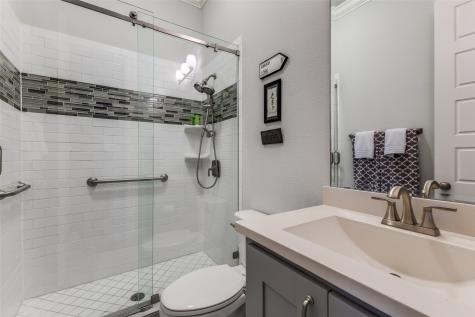 4008 N Cresthaven Road Dallas TX 75209
