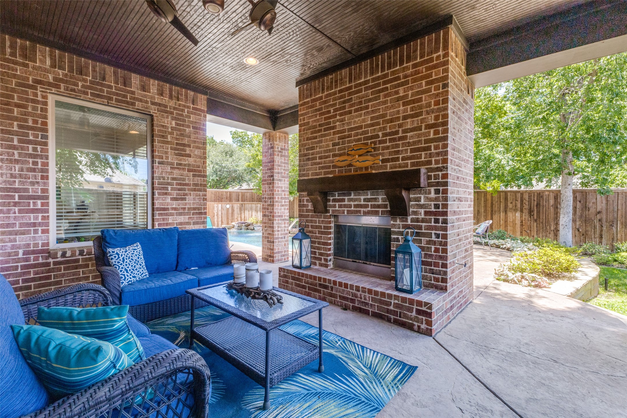 4008 N Cresthaven Road Dallas TX 75209