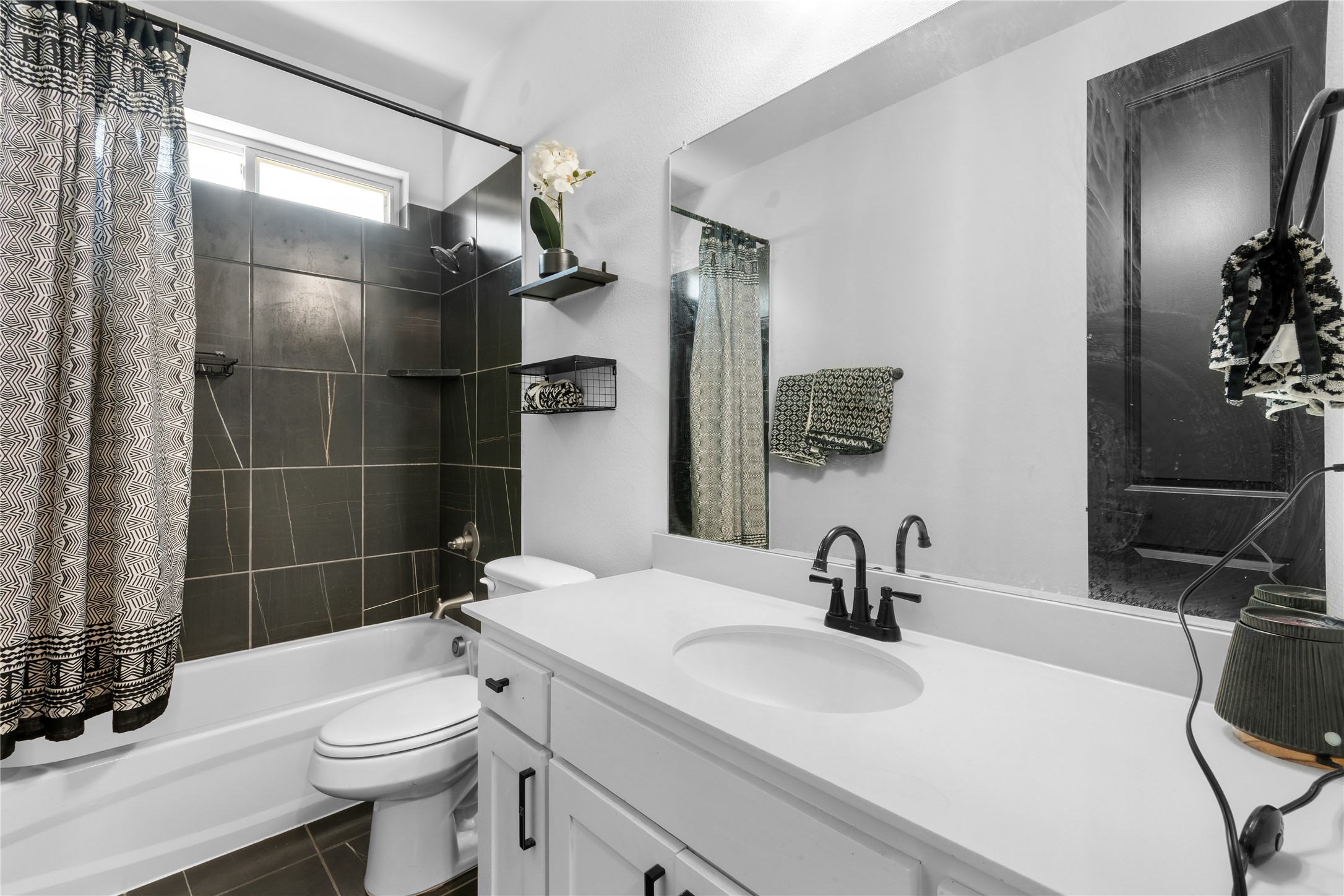 3909 Switchgrass Grove Venus TX 76084