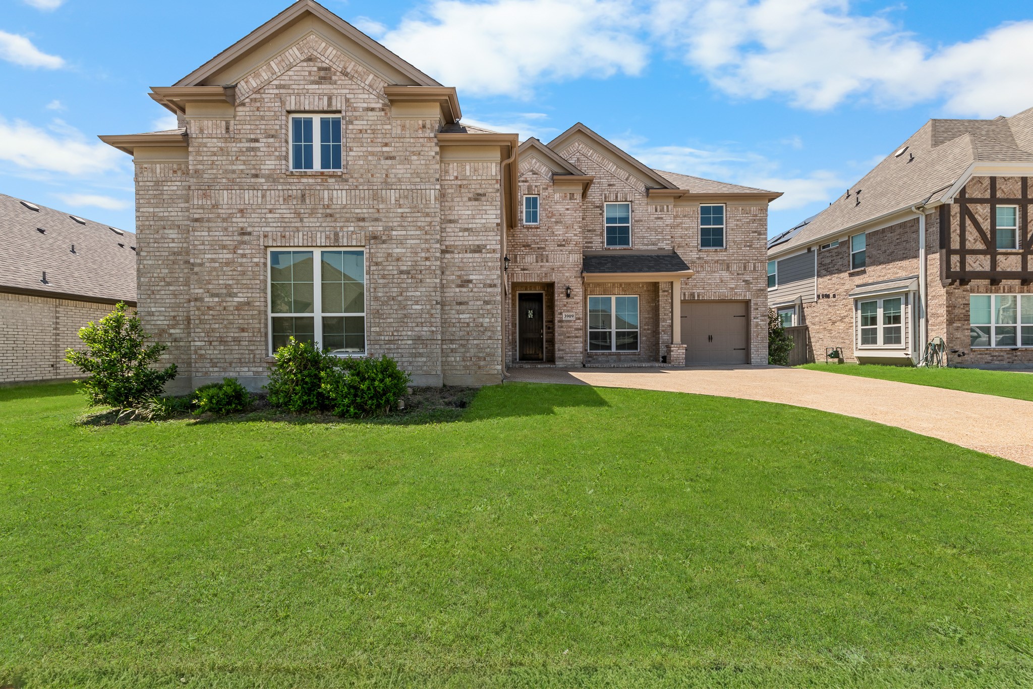 3909 Switchgrass Grove Venus TX 76084