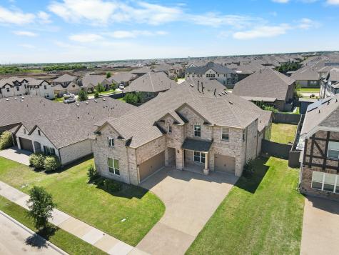 3909 Switchgrass Grove Venus TX 76084