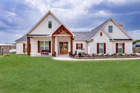 917 County Road 914 Burleson TX 76028
