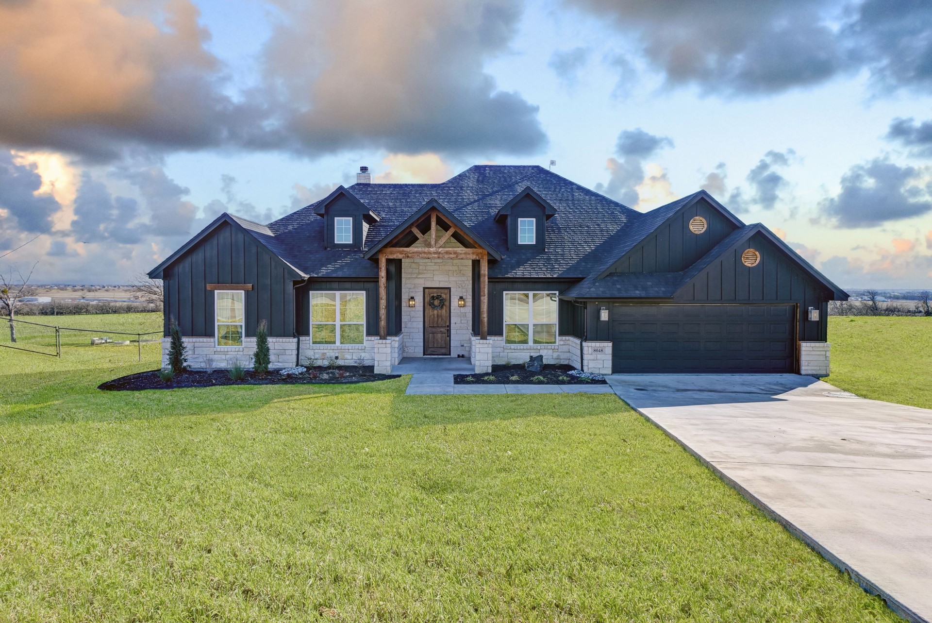 8648 Bricelyn Court Godley TX 76044