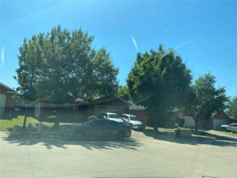 2943 Appaloosa Drive Dallas TX 75237