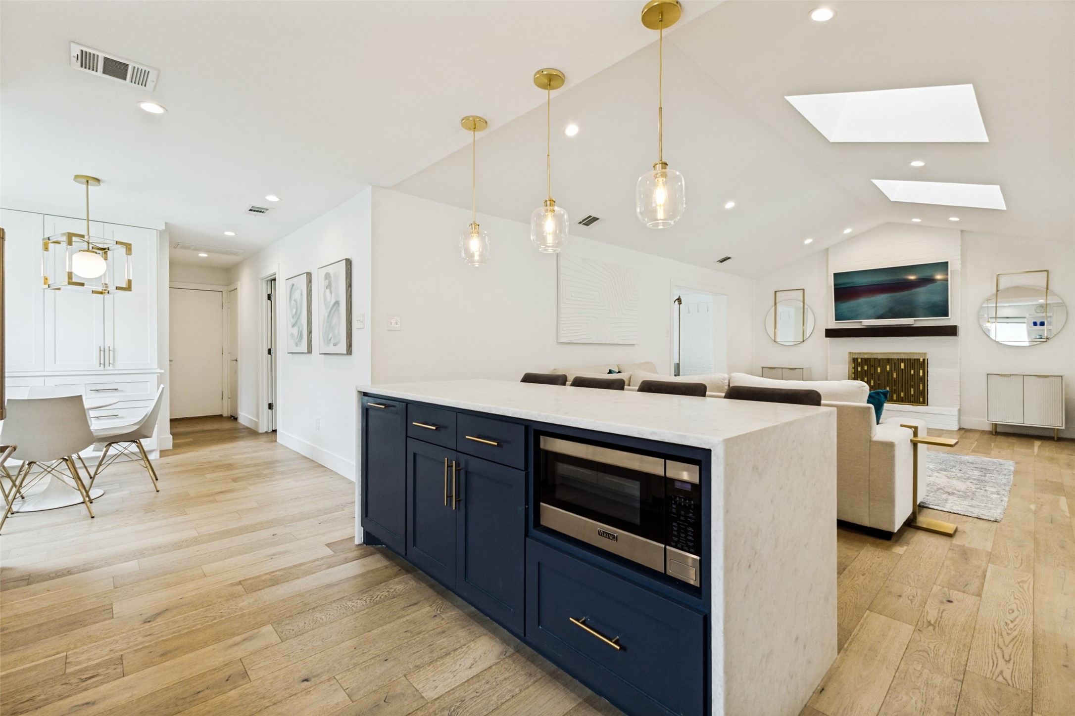 6415 Mercedes Avenue Dallas TX 75214