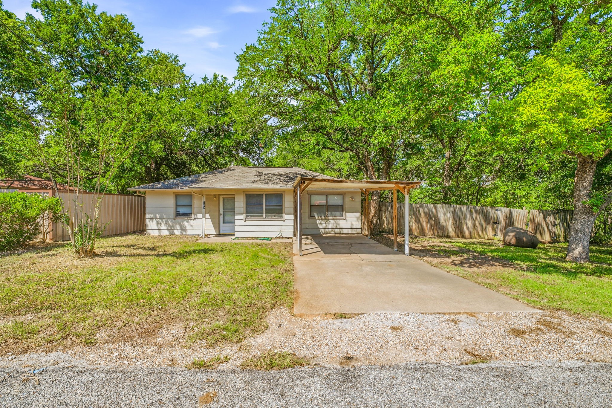 702 S Jackson Street Stephenville TX 76401