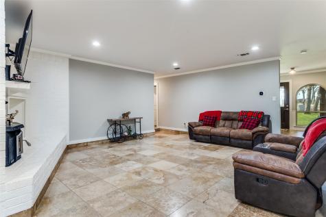 6525 Fm 2738 Burleson TX 76028