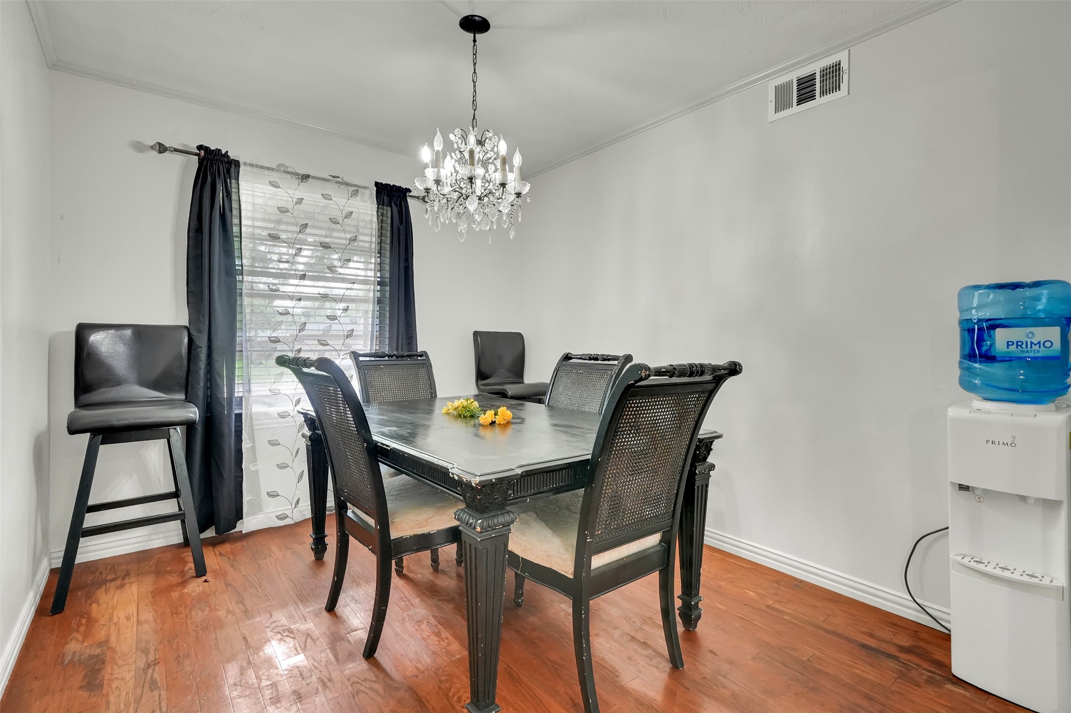 617 Ranier Circle Garland TX 75041