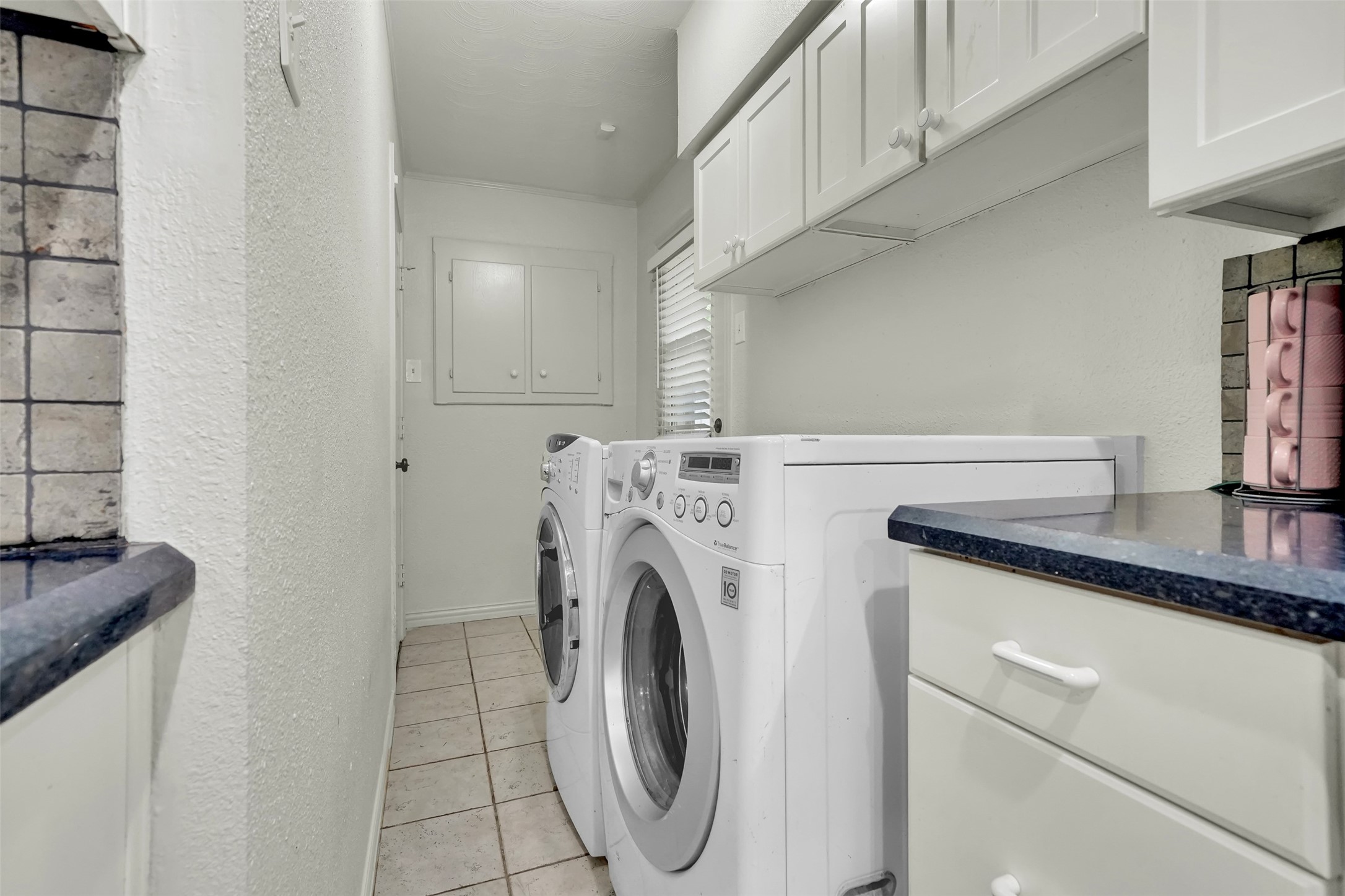 617 Ranier Circle Garland TX 75041