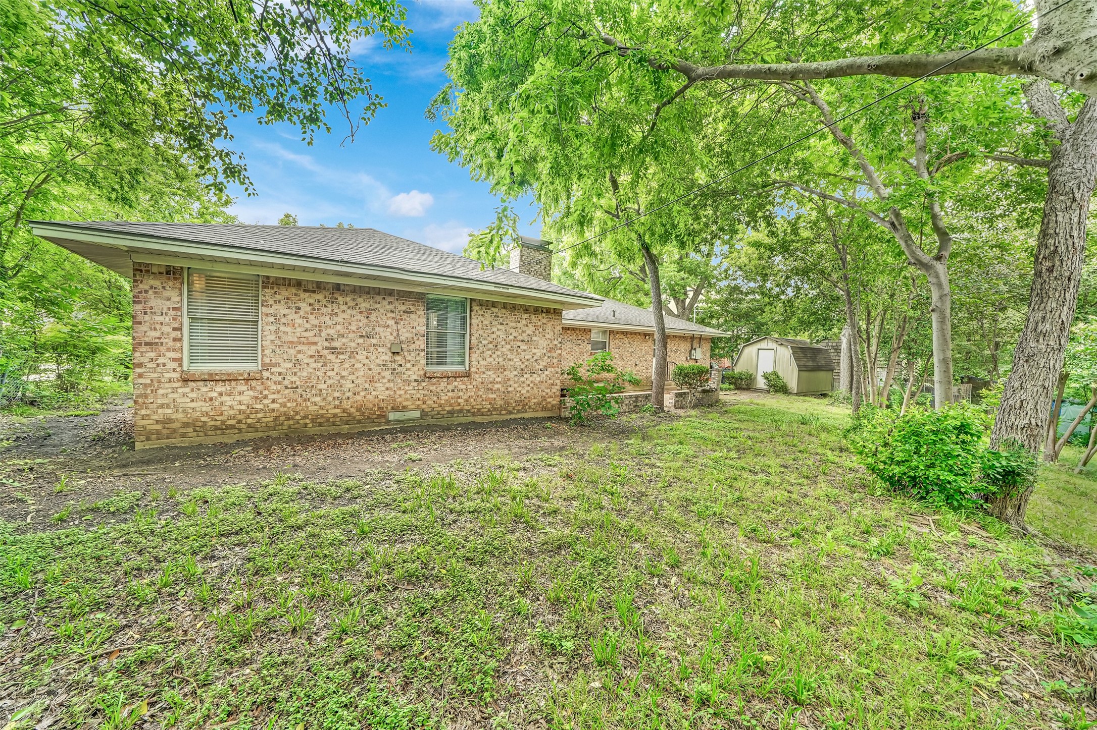 617 Ranier Circle Garland TX 75041