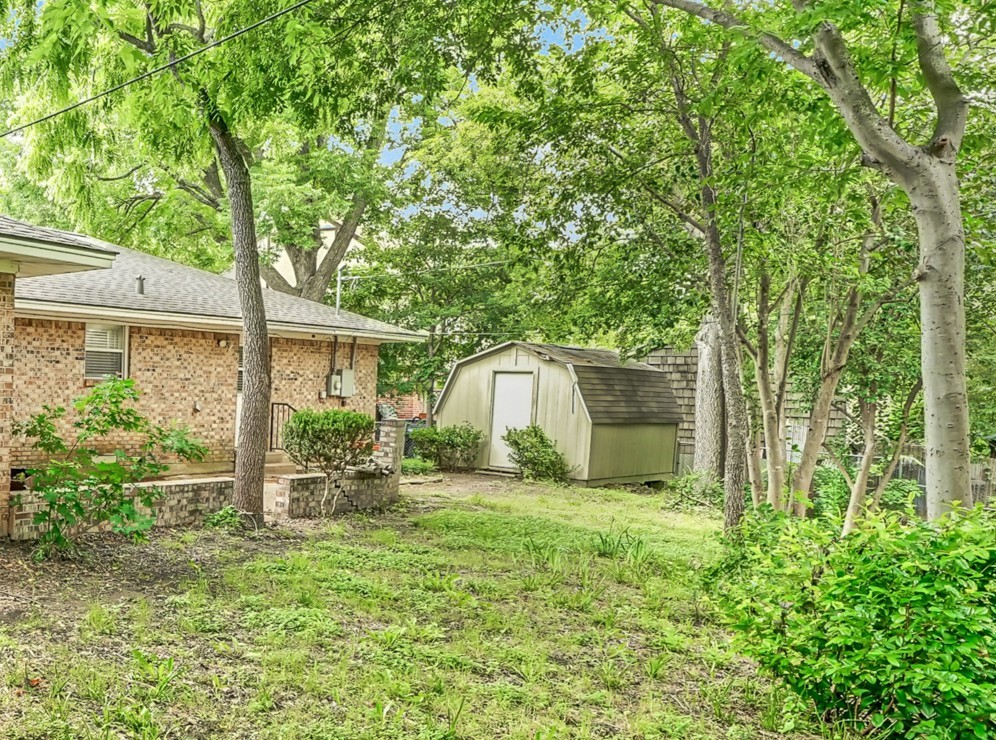 617 Ranier Circle Garland TX 75041
