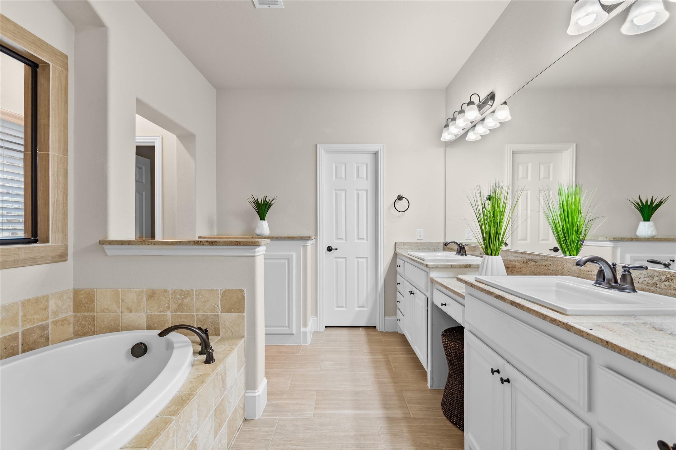 1616 Golf Club Drive Lantana TX 76226