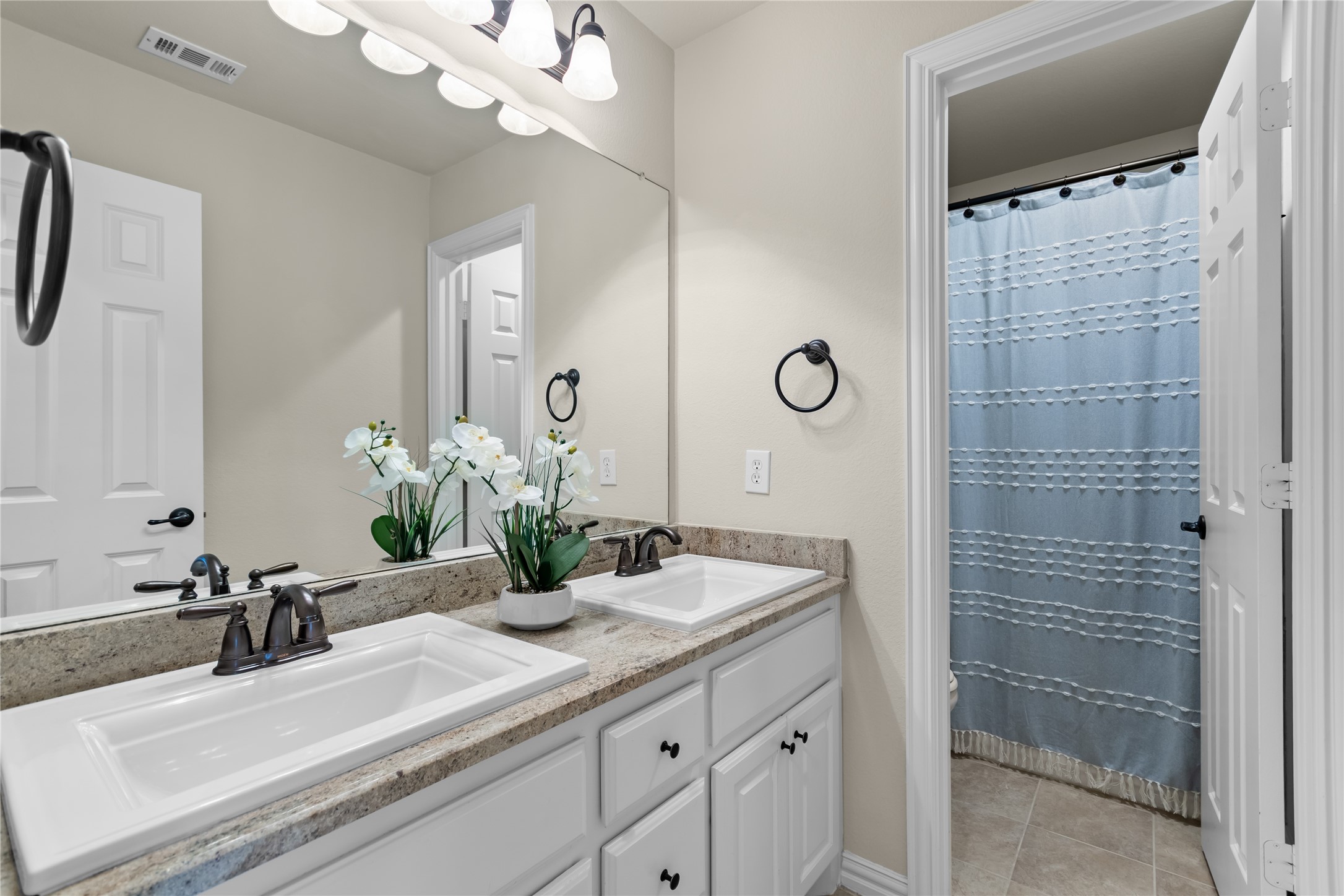 1616 Golf Club Drive Lantana TX 76226