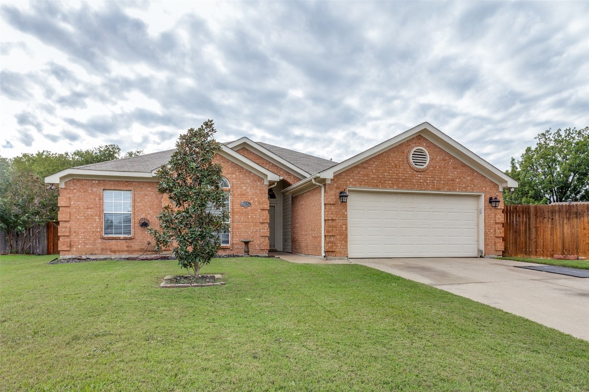 7405 Marsarie Court Fort Worth TX 76137