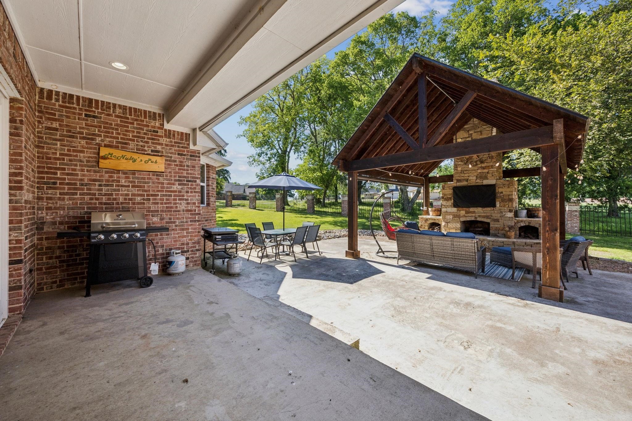 101 Beacon Court Mabank TX 75143