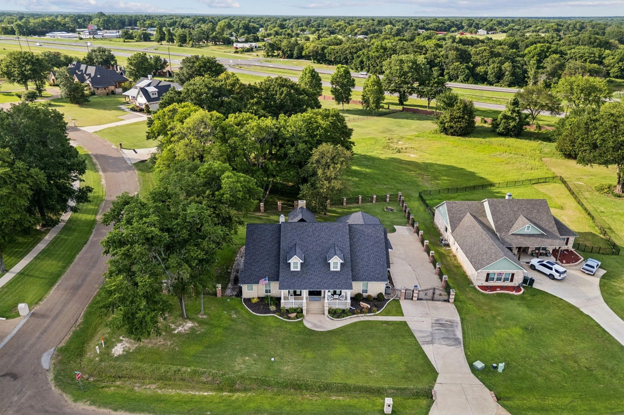 101 Beacon Court Mabank TX 75143