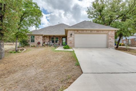 112 Jim Walters Drive Runaway Bay TX 76426