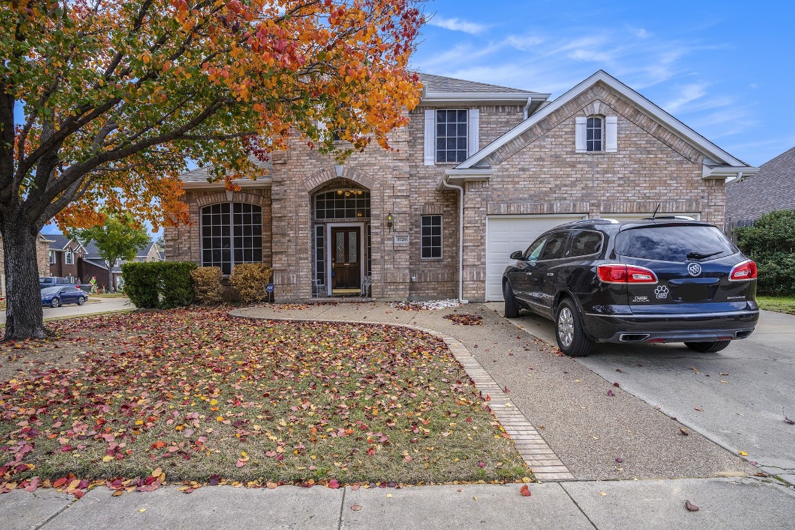 5720 Windmere Lane Haltom City TX 76137