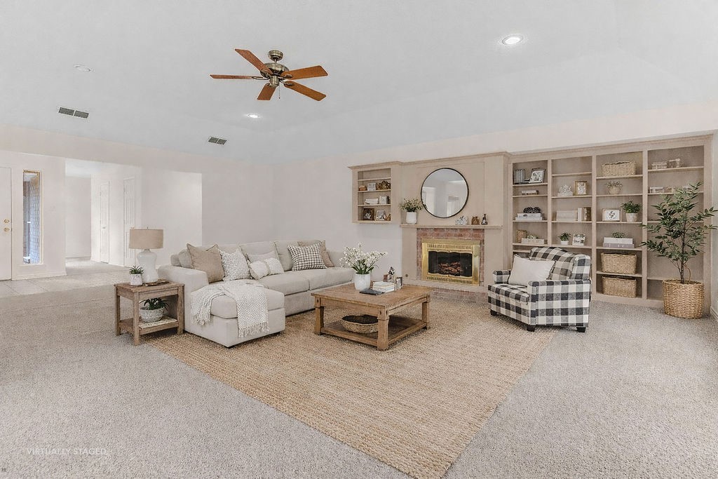 1633 Brookhollow Drive Hideaway TX 75771