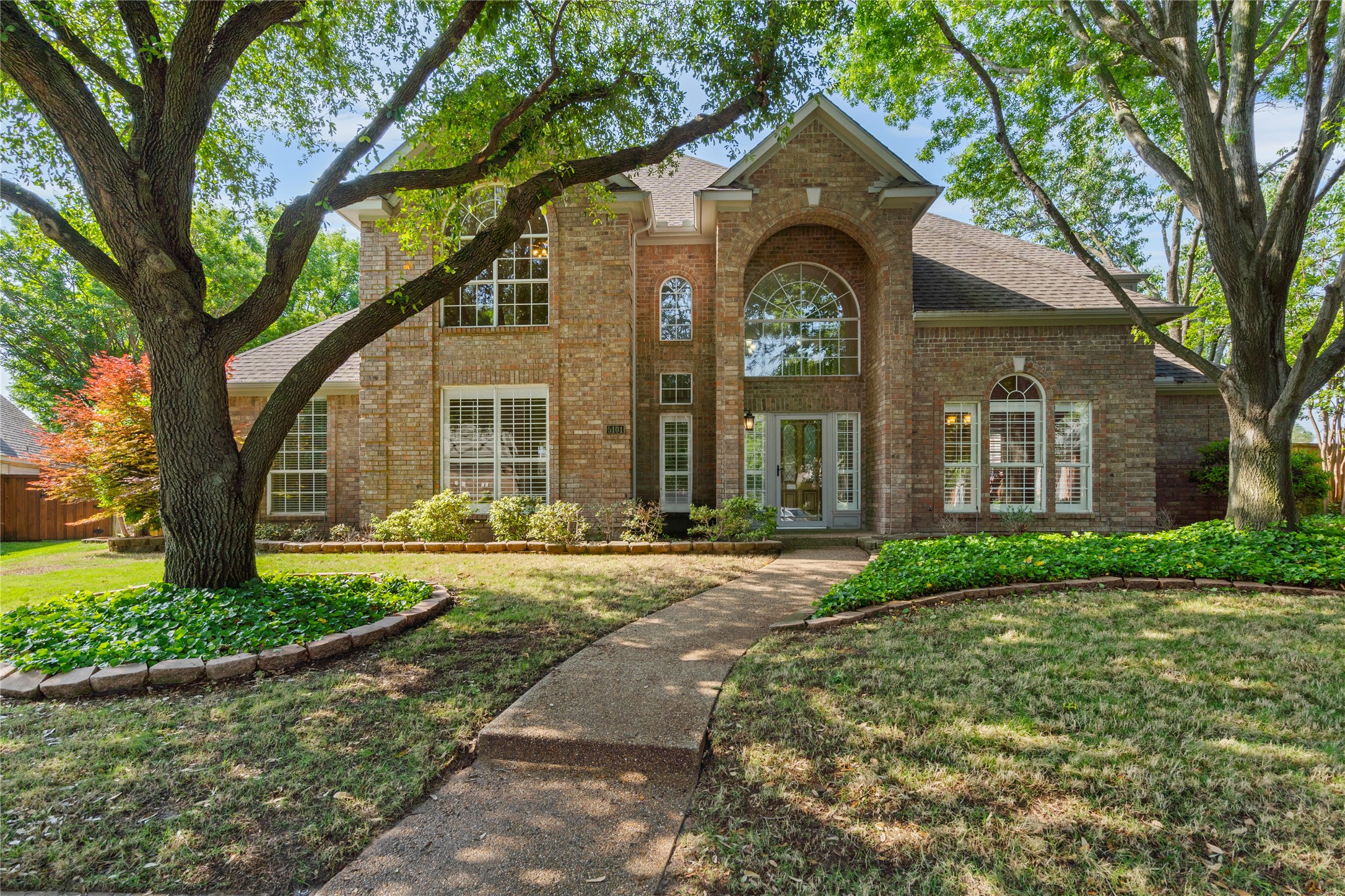 5101 Coachman Court Plano TX 75023