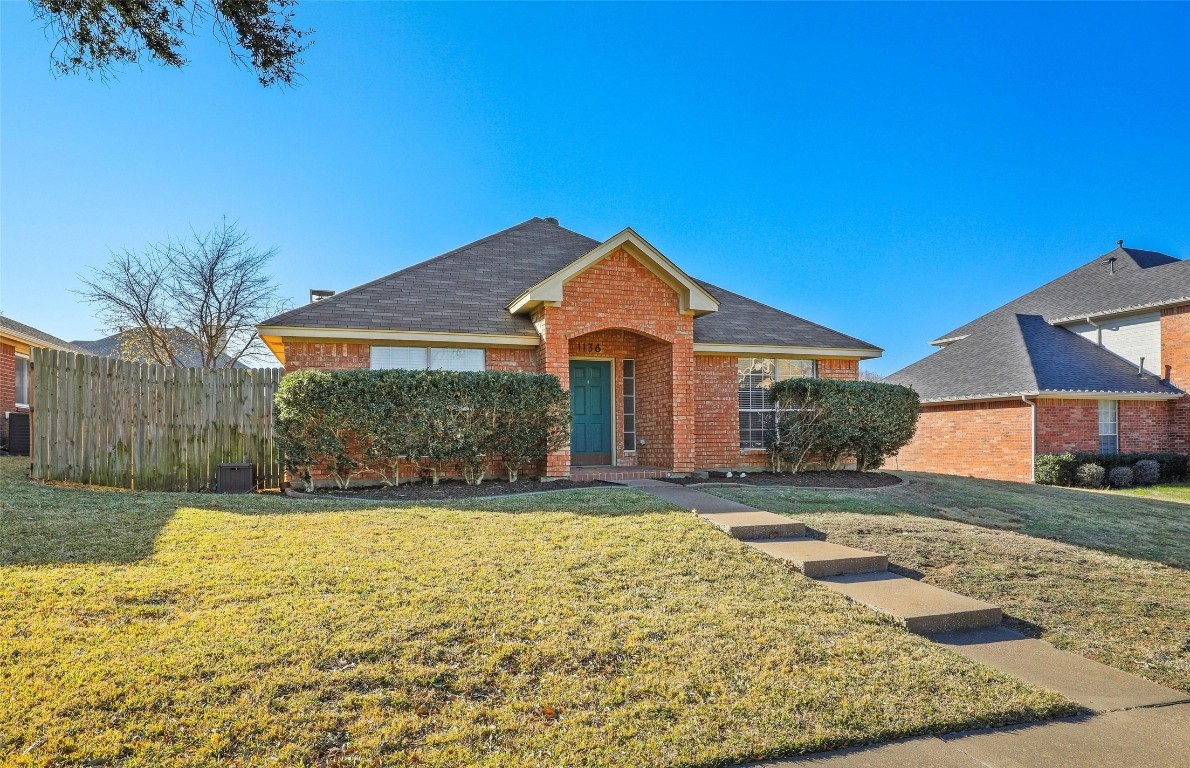 1136 Heather Lane Carrollton TX 75010