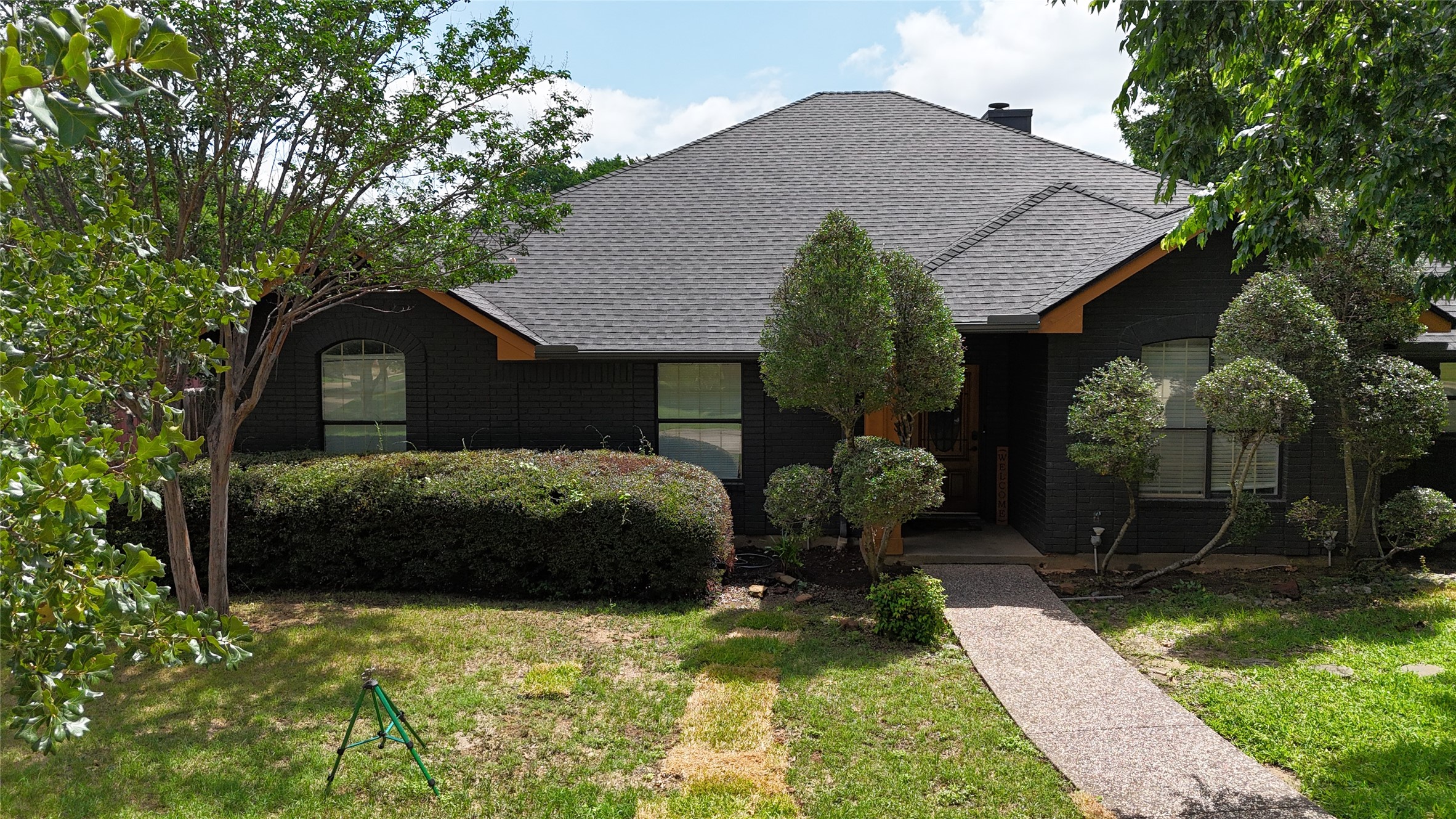 104 Creek Side Court Kennedale TX 76060