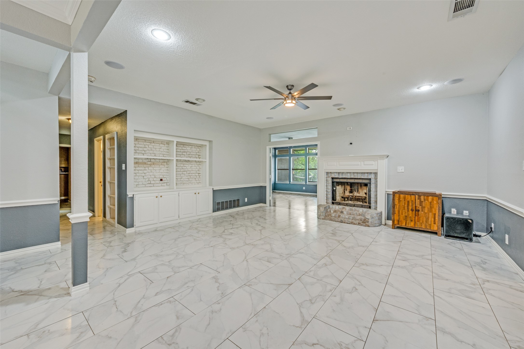 104 Creek Side Court Kennedale TX 76060